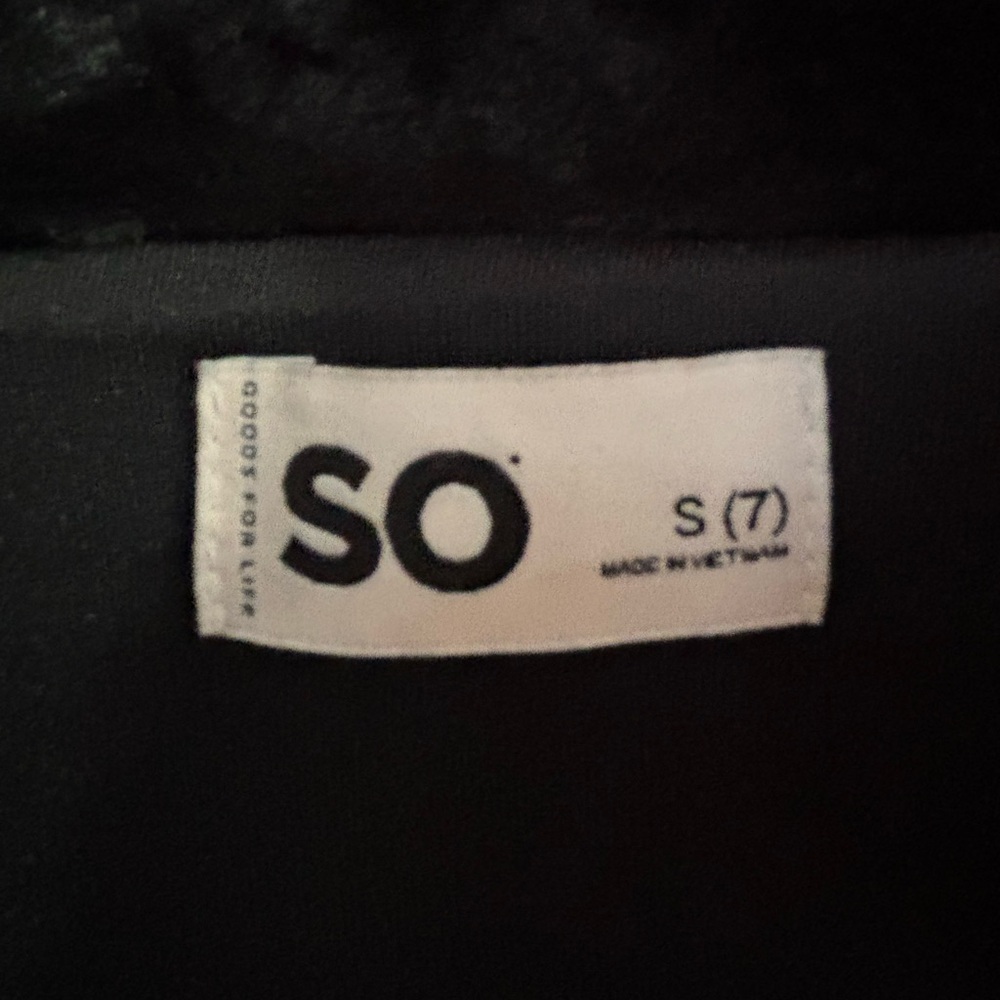 SO Girls Black Faux Fur Cropped Jacket - Picture 4 of 6